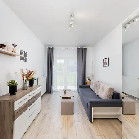 Debniki Pleasant By Bookinghost Daire Krakow