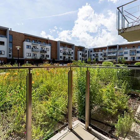 Debniki Pleasant By Bookinghost アパート